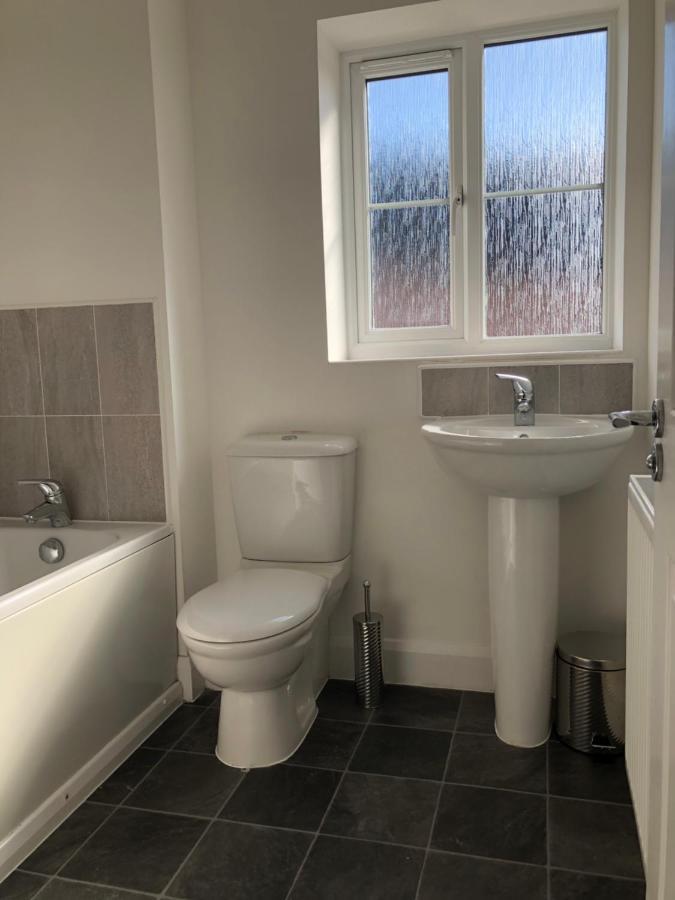 Hill House - 5 Mins Merry Hill - Perfect For Contractors & Families Brierley Hill Ngoại thất bức ảnh